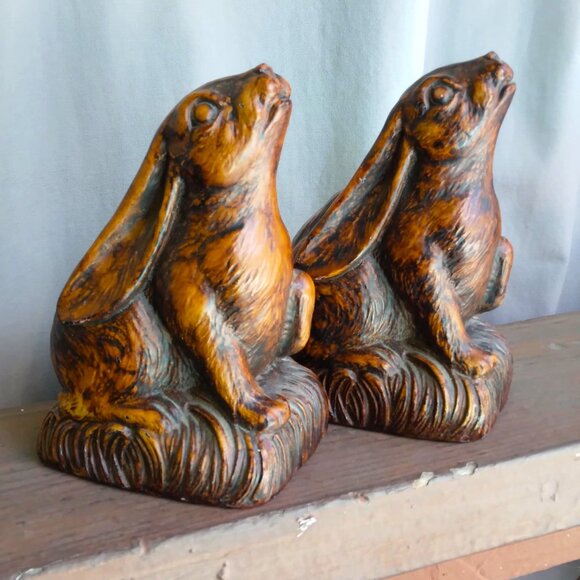 Adorable VTG Hand Painted Heavy Duty Resin Bunny Bookends - Picture 2 of 10